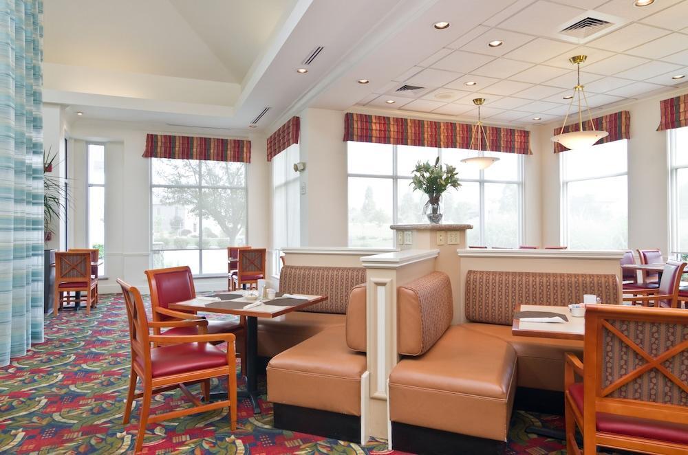 Hilton Garden Inn Wooster Exterior photo