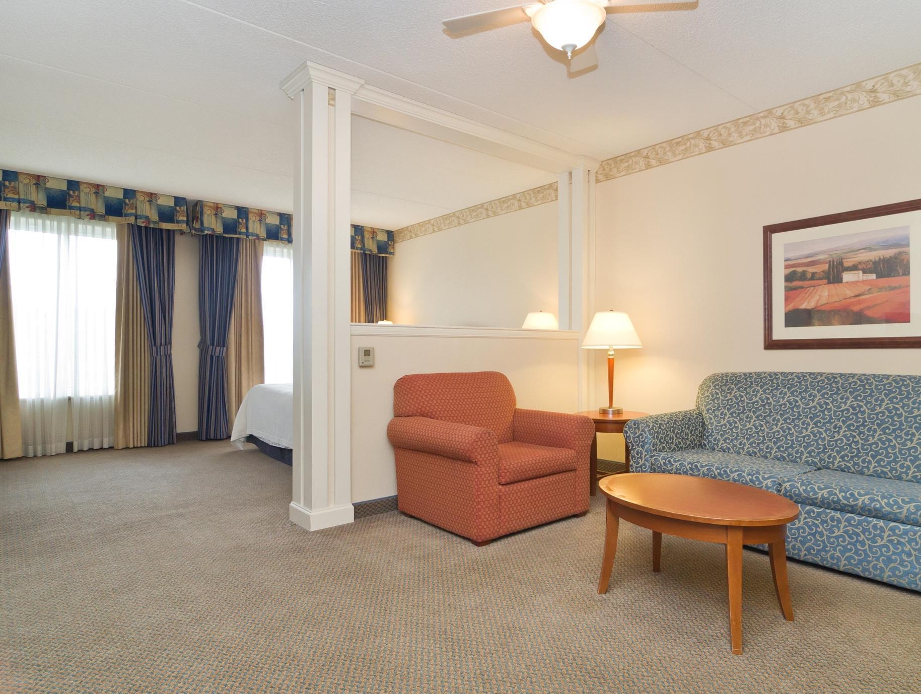 Hilton Garden Inn Wooster Exterior photo