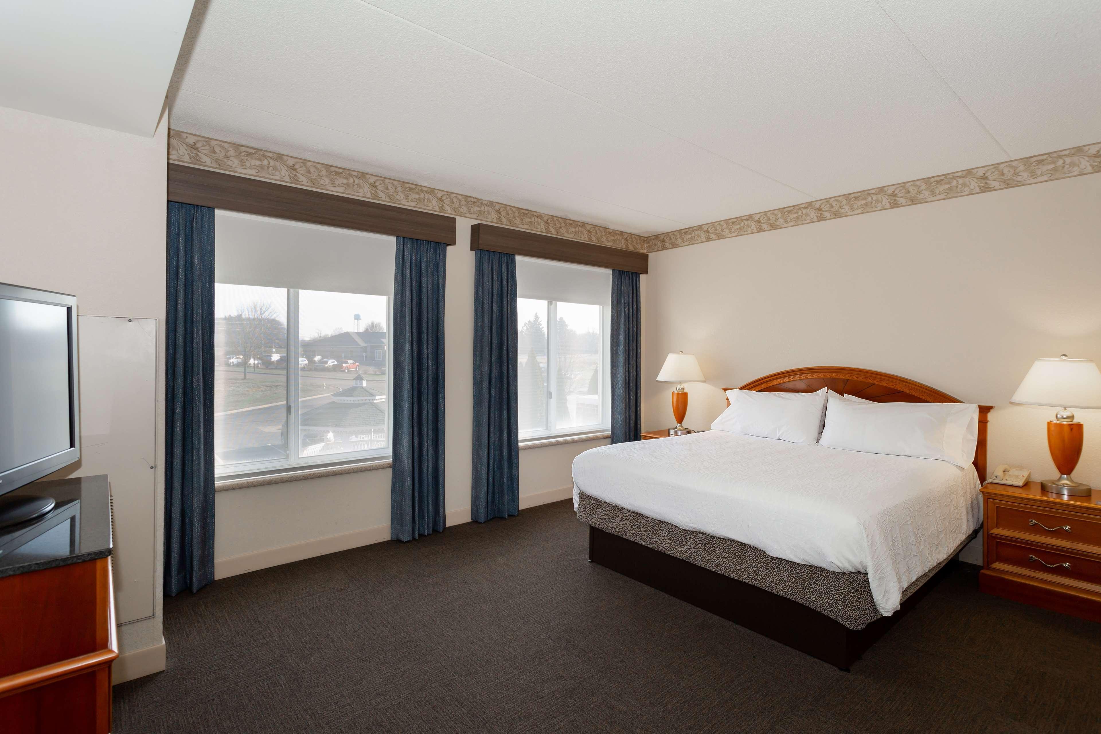 Hilton Garden Inn Wooster Exterior photo