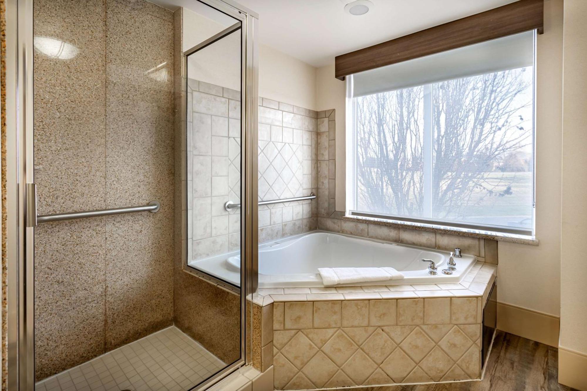 Hilton Garden Inn Wooster Exterior photo